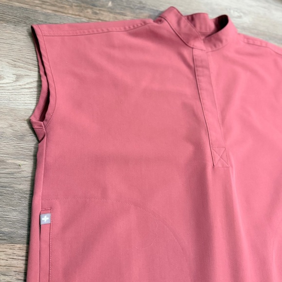 Figs Women's Rose Track Pants and Top Set - Picture 5 of 10